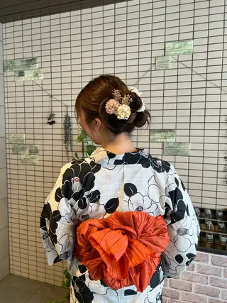 カラー 久永 菫のヘアスタイル