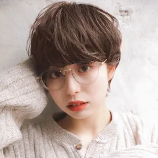 ショート カラー ⭐️顔周りのこだわり 可愛くします⭐️岡安のヘアスタイル