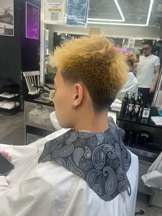 メンズ DAMDEE東京所属・フェードカット特化 &パーマRIKUのヘアスタイル