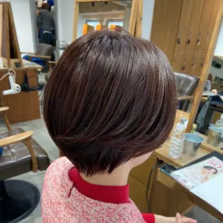 ショート カラー 安岡美咲✂︎ 艶カラー/髪質改善のヘアスタイル