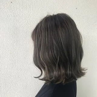 ミディアム カラー 中村 瑞希のヘアスタイル