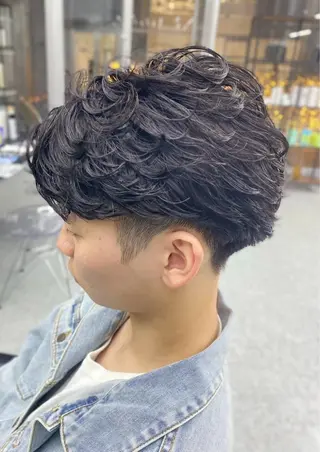 メンズ DEW SHUNSUKEのヘアスタイル