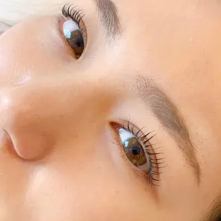 マツエク・マツパ RECHEL ALOHA所属・RECHEL ALOHA　茨木店の眉毛・アイブロウイメージ