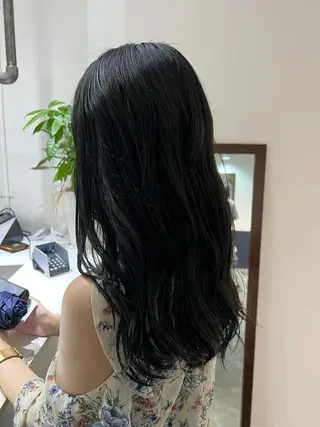 ロング カラー ケアブリーチ/ili 村上佳那多のヘアスタイル