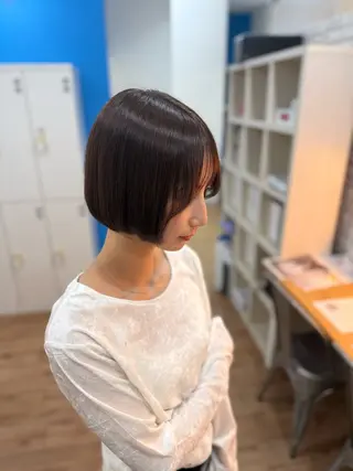 ショート カラー fenice natsumiのヘアスタイル