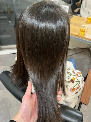 ミディアム カラー OFF YUYAのヘアスタイル