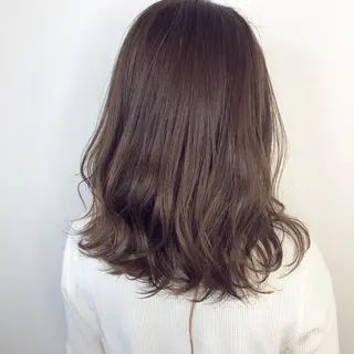 ロング AKANE 【zina新宿】のヘアスタイル