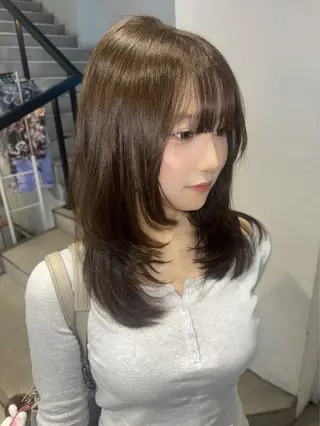 カラー ハッシュレイヤー/ ハイトーン/senaのヘアスタイル