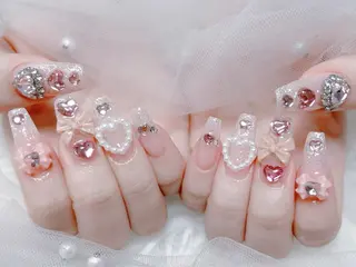 ネイル 🦋 MiKi 🦋 ネイルサロンのネイルデザイン