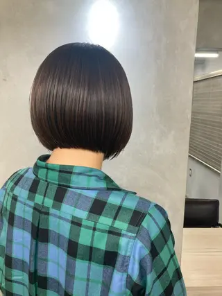 ショート カラー ブリーチ&似合せボブ 田中寛十のヘアスタイル