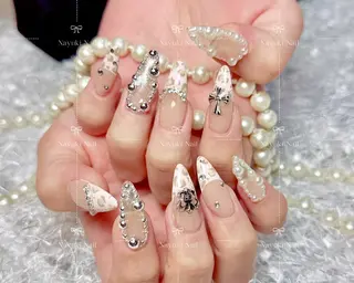 ネイル 🦋 Queenieのネイルデザイン
