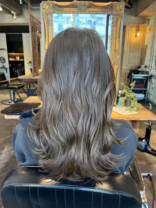 セミロング カラー スタジオノル パーマ🌀あやなのヘアスタイル