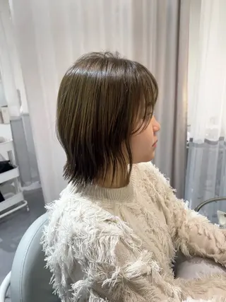 ショート カラー 近藤 若菜のヘアスタイル