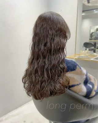 ロング カラー パーマ 【arc】Ruri コテ巻き風パーマのヘアスタイル