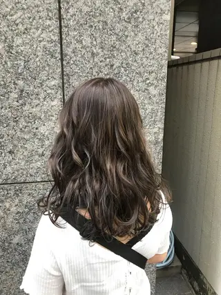 セミロング カラー ere hair salonのヘアスタイル