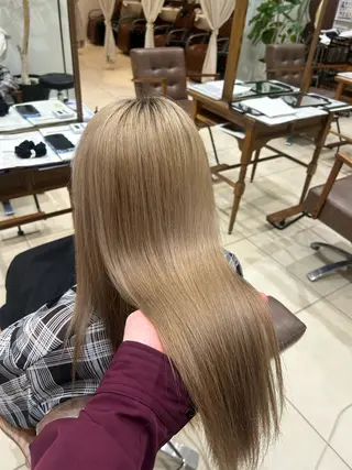 セミロング カラー 竹内帆希/デザインカ ラー/レイヤーカットのヘアスタイル