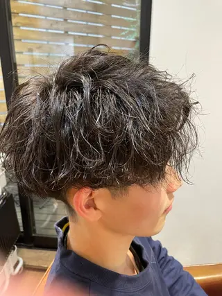 パーマ メンズ BELO福島所属・ツイストスパイラル 成林康平のヘアスタイル
