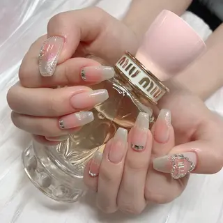 ネイル 💅ネイルハウス🏡 🎀TOMO🎀のネイルデザイン
