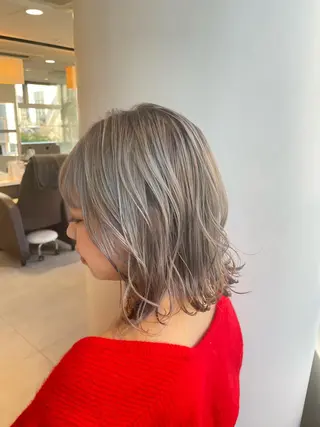 ミディアム カラー goshima nagisaのヘアスタイル
