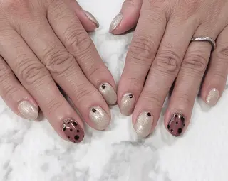 ネイル Lily Roseスタッフ一同のマツエク・マツパデザイン