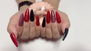 ネイル Feather ビューティーサロンのネイルデザイン