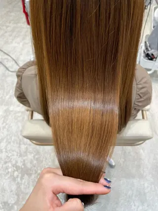 ミディアム FILMS 綾菜のヘアスタイル