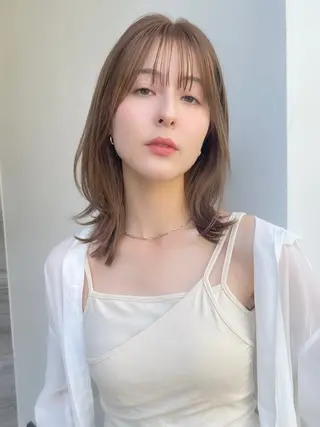 ミディアム ボブ/デザインカラー /表参道/新井美有紀のヘアスタイル