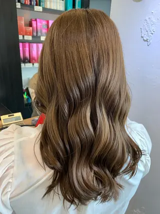 ロング カラー 藤間 帆乃夏（とうまほのかのヘアスタイル