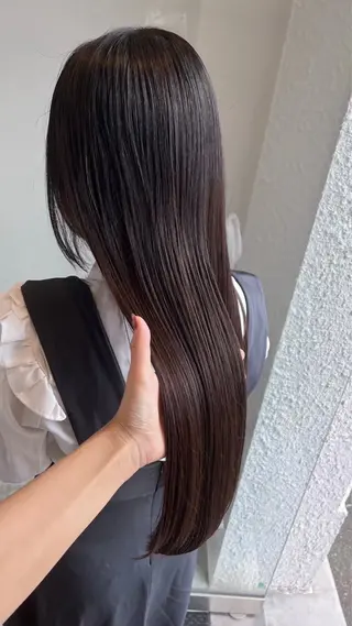 ロング 綾香 /透明感カラーのヘアスタイル