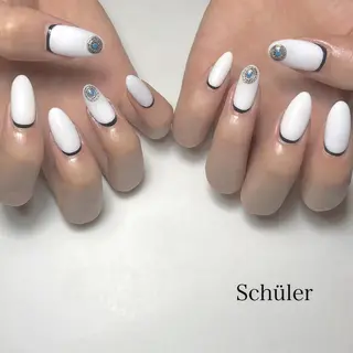 ネイル Schüler所属・野内 まきのネイルデザイン