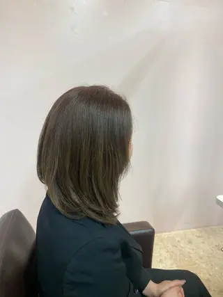 ミディアム カラー 増田 枝里子のヘアスタイル