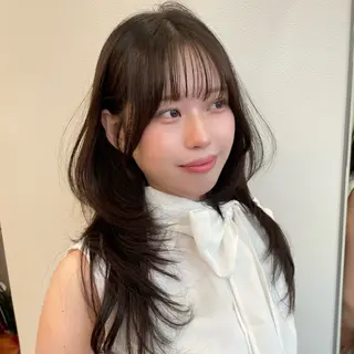 セミロング POCKET渋谷所属・レイヤーカット minamiのヘアスタイル