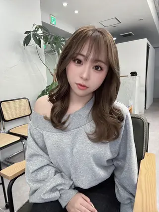 セミロング shes茶屋町アリサ 🎀顔周り×韓国風のヘアスタイル
