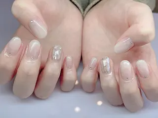 ミディアム ネイル 長さ出し専門 nynaのネイルデザイン