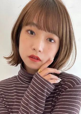 ショート OAK 学芸大学所属・秋葉萌　透明感カラー /レイヤー/ボブ♡のヘアスタイル