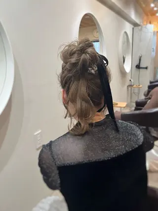 セミロング 下石怜子/レイヤー/ 透明感カラーのヘアスタイル