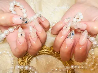 ネイル 伊原 羽美のネイルデザイン