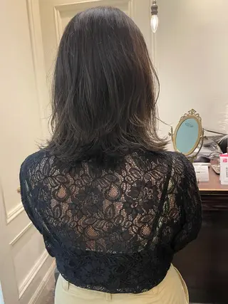 ミディアム カラー classic 新横浜所属・大人girly🛋️ 🤍yukakoのヘアスタイル