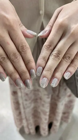 ネイル PLATINUM DOLL アイリ💚のマツエク・マツパデザイン