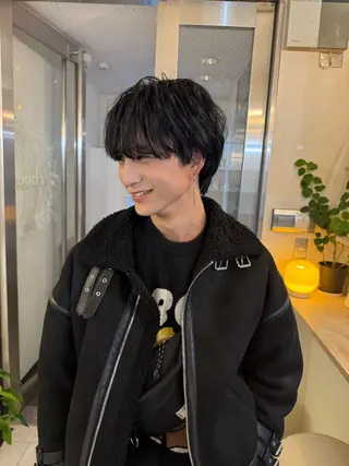 ショート Maho/海外 レイヤー/ハイトーンのヘアスタイル