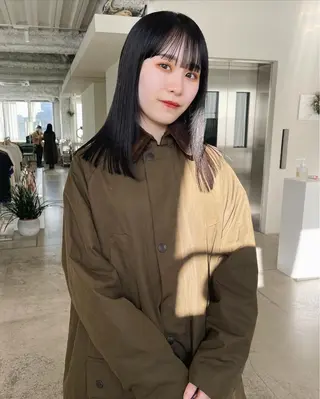 ミディアム oma 袮次金 鈴香のヘアスタイル