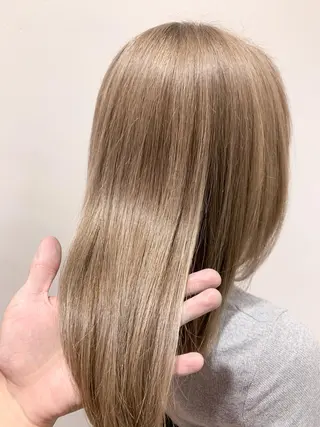 ミディアム 🍀ケアブリーチ カラー🍀坂井のヘアスタイル