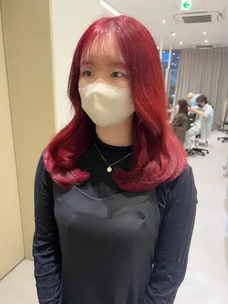 ミディアム カラー 韓国🇰🇷レイヤー 映える顔周り🩷のヘアスタイル