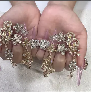 ネイル Rire_eye+beauty_nail所属・Rire_ nail_yukiのネイルデザイン