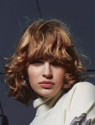 パーマ THE DAY所属・AKI HASHIMOTOのヘアスタイル