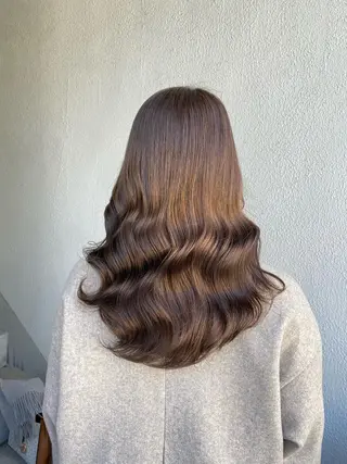 ミディアム カラー EGO所属・EGO Top stylistのヘアスタイル