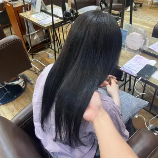 ロング カラー 清水 こなねのヘアスタイル