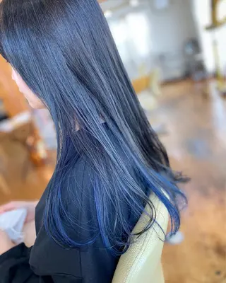 ロング カラー 荒木 ひろかのヘアスタイル