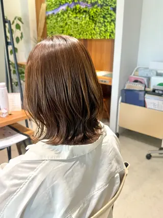 ミディアム カラー PARAISO南公園店所属・パライソ南公園店 中根 奈緒のヘアスタイル