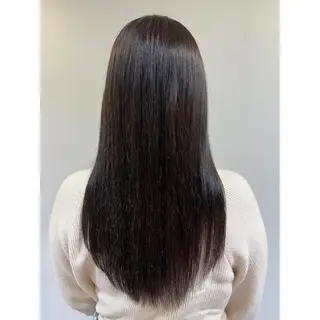 ZINA所属・木下 実優のヘアスタイル